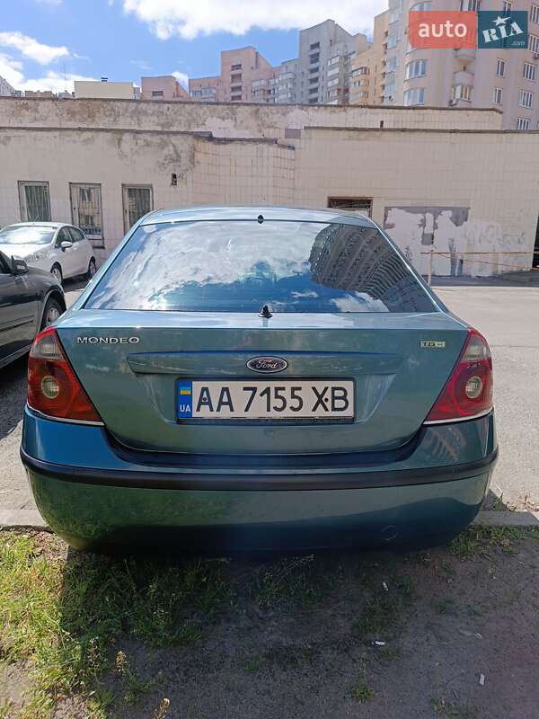 Лифтбек Ford Mondeo 2001 в Киеве