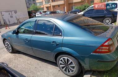 Ліфтбек Ford Mondeo 2001 в 