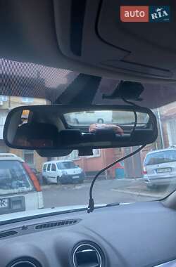 Лифтбек Ford Mondeo 2013 в 