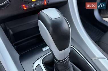 Седан Ford Mondeo 2017 в 