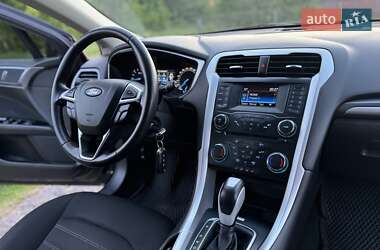 Седан Ford Mondeo 2017 в 