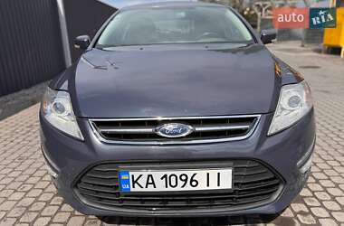 Ліфтбек Ford Mondeo 2013 в 