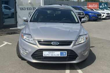 Ліфтбек Ford Mondeo 2013 в 