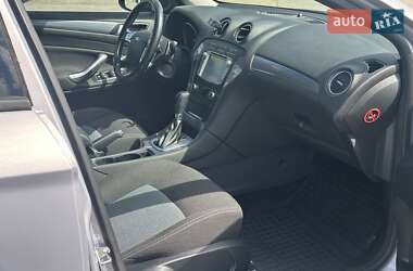 Ліфтбек Ford Mondeo 2013 в 