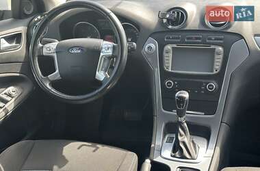 Ліфтбек Ford Mondeo 2013 в 