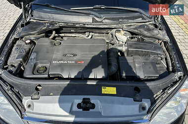 Седан Ford Mondeo 2004 в 