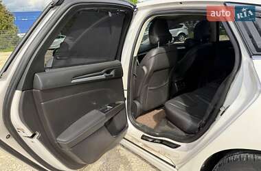Седан Ford Mondeo 2015 в 