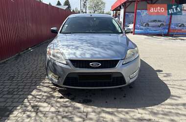 Ліфтбек Ford Mondeo 2010 в 