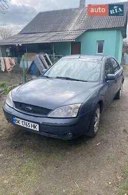 Седан Ford Mondeo 2001 в 