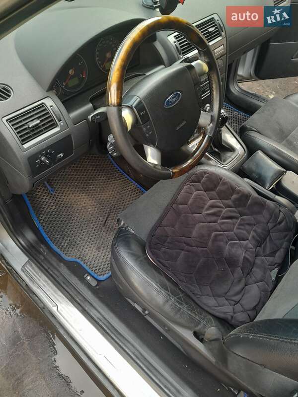 Универсал Ford Mondeo 2003 в Горохове