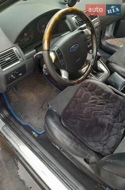 Универсал Ford Mondeo 2003 в 