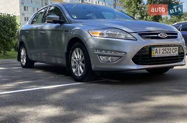 Седан Ford Mondeo 2011 в 