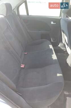 Седан Ford Mondeo 2002 в 