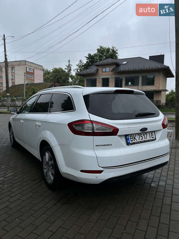 Універсал Ford Mondeo 2013 в Рівному