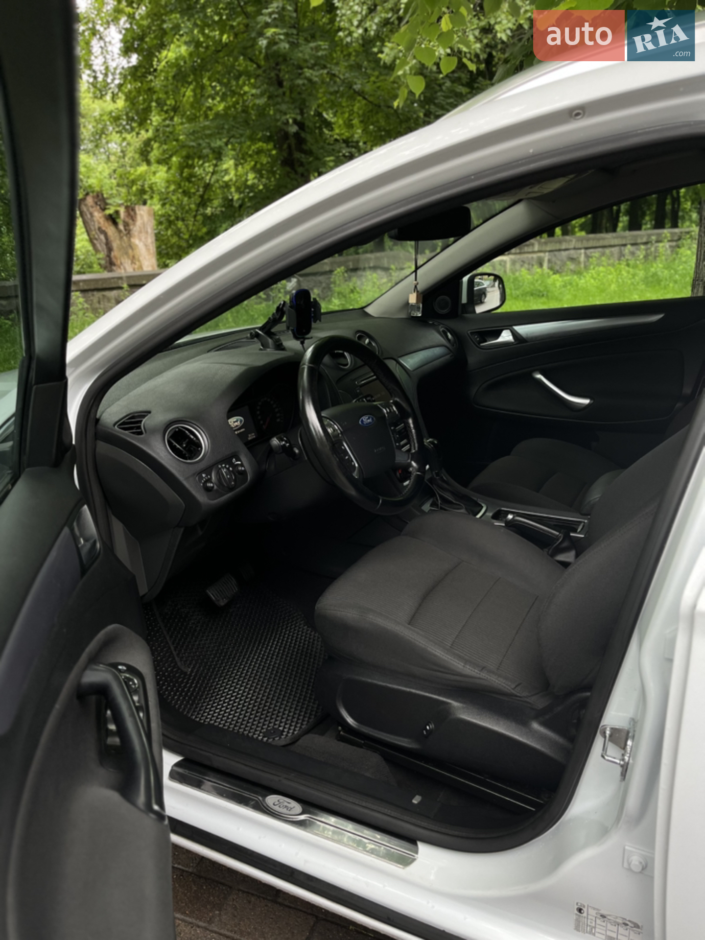 2013 Ford Mondeo - мініатюра 11