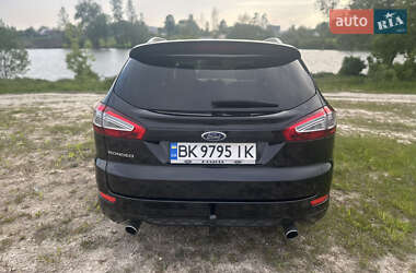 Универсал Ford Mondeo 2012 в 