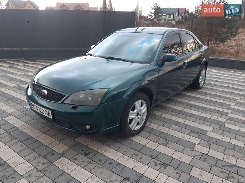 Седан Ford Mondeo 2002 в Городке
