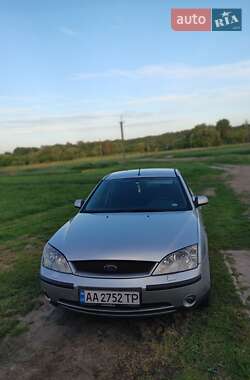 Седан Ford Mondeo 2002 в 