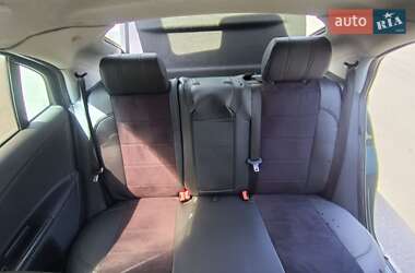 Лифтбек Ford Mondeo 2003 в 