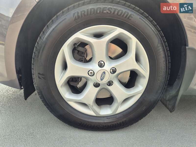 Седан Ford Mondeo 2011 в Киеве