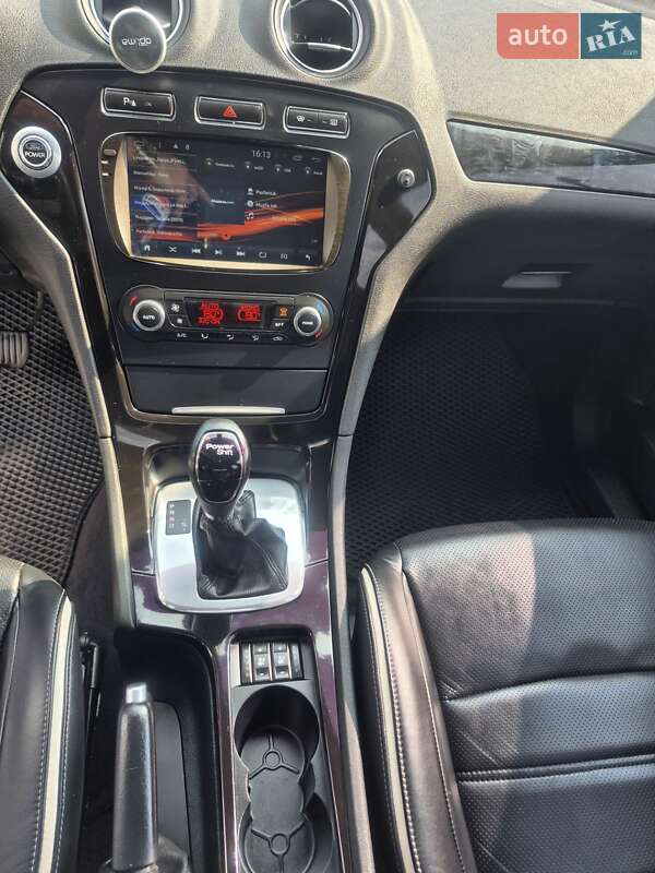 Седан Ford Mondeo 2011 в Киеве