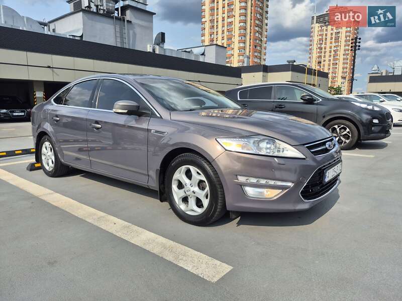 Седан Ford Mondeo 2011 в Киеве