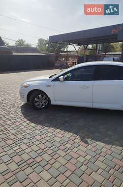 Ліфтбек Ford Mondeo 2014 в 