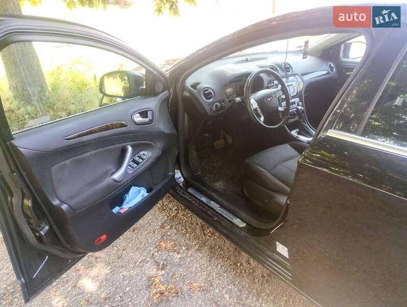 Лифтбек Ford Mondeo 2008 в Ахтырке