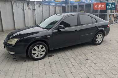 Ліфтбек Ford Mondeo 2005 в 