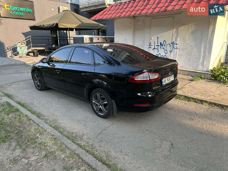 Седан Ford Mondeo 2011 в Дніпрі