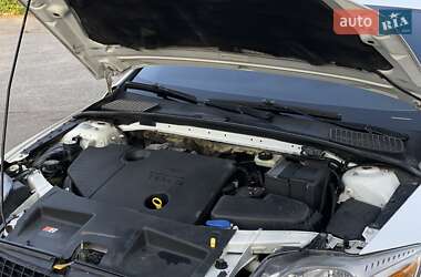 Лифтбек Ford Mondeo 2009 в 