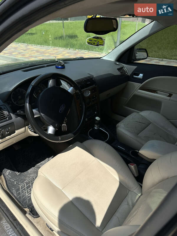 Седан Ford Mondeo 2001 в Тернополе