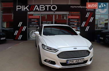 Седан Ford Mondeo 2016 в Львове
