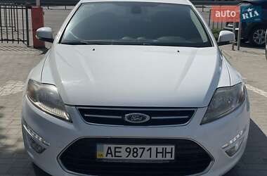 Седан Ford Mondeo 2011 в 