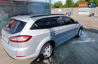Универсал Ford Mondeo 2014 в 