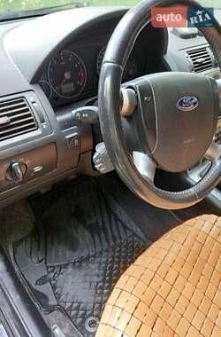 Седан Ford Mondeo 2005 в 