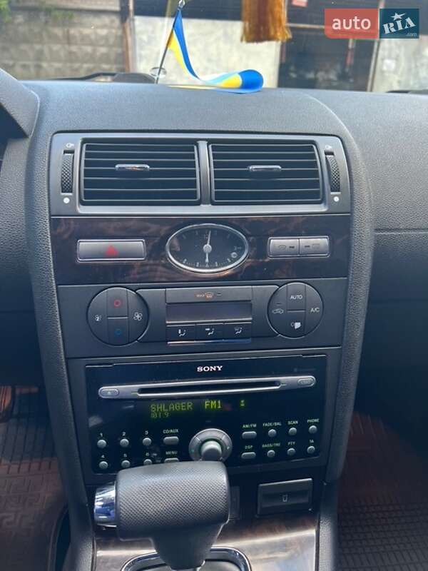 Седан Ford Mondeo 2006 в Киеве