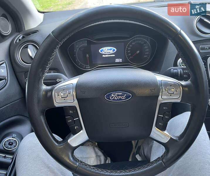 Седан Ford Mondeo 2011 в Белгороде-Днестровском