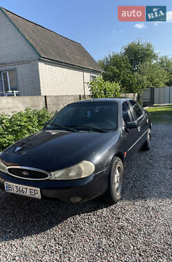 Ліфтбек Ford Mondeo 1997 в Лохвиці