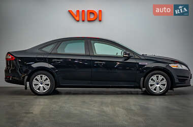 Седан Ford Mondeo 2012 в 