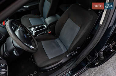 Седан Ford Mondeo 2012 в 