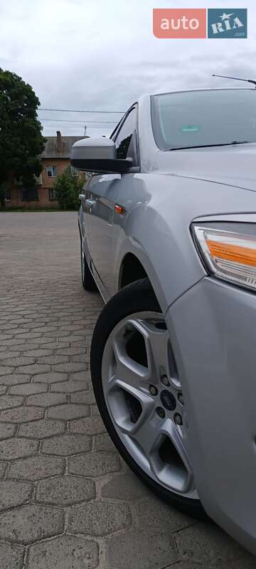 Лифтбек Ford Mondeo 2009 в Костополе