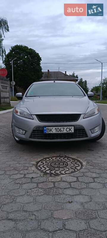 Лифтбек Ford Mondeo 2009 в Костополе