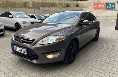 Седан Ford Mondeo 2011 в 