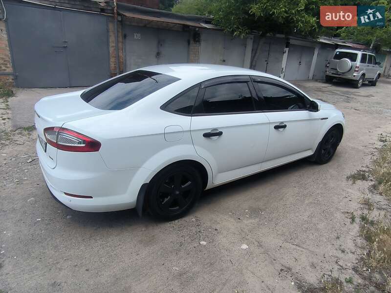 Седан Ford Mondeo 2011 в Днепре