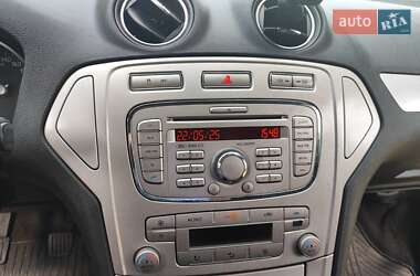Лифтбек Ford Mondeo 2008 в 