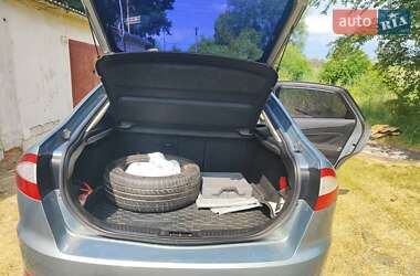 Лифтбек Ford Mondeo 2008 в 