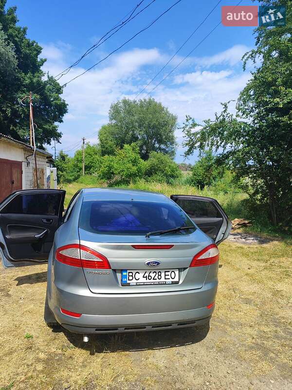 Лифтбек Ford Mondeo 2008 в Жидачове