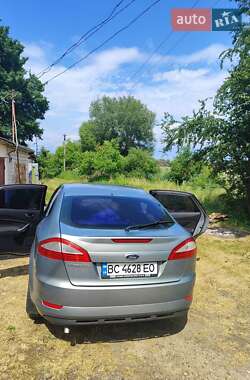 Лифтбек Ford Mondeo 2008 в 