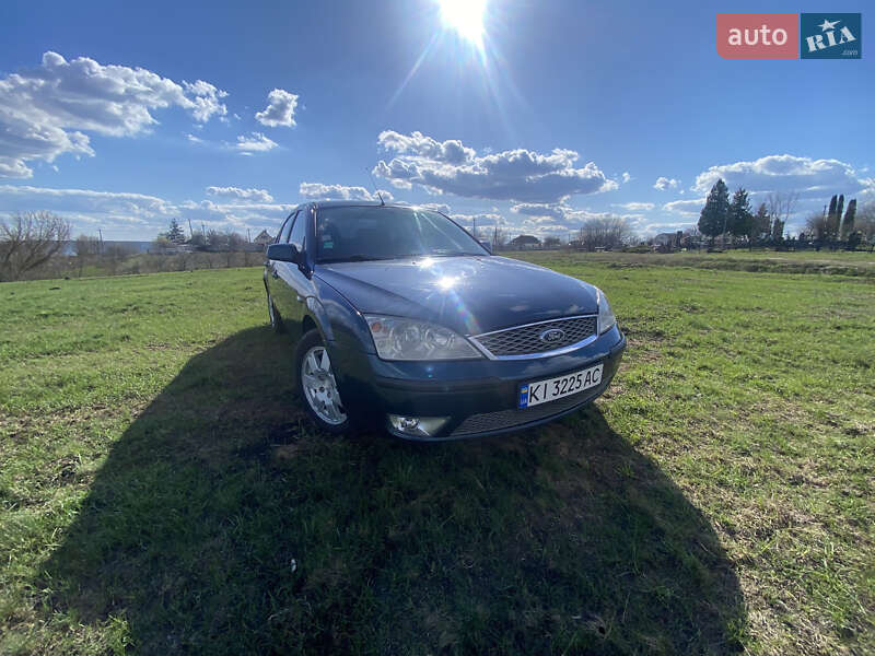 Седан Ford Mondeo 2005 в Киеве